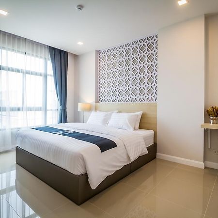 Triple Z Hotel Хуа Хин Екстериор снимка