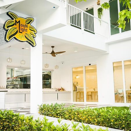 Triple Z Hotel Хуа Хин Екстериор снимка