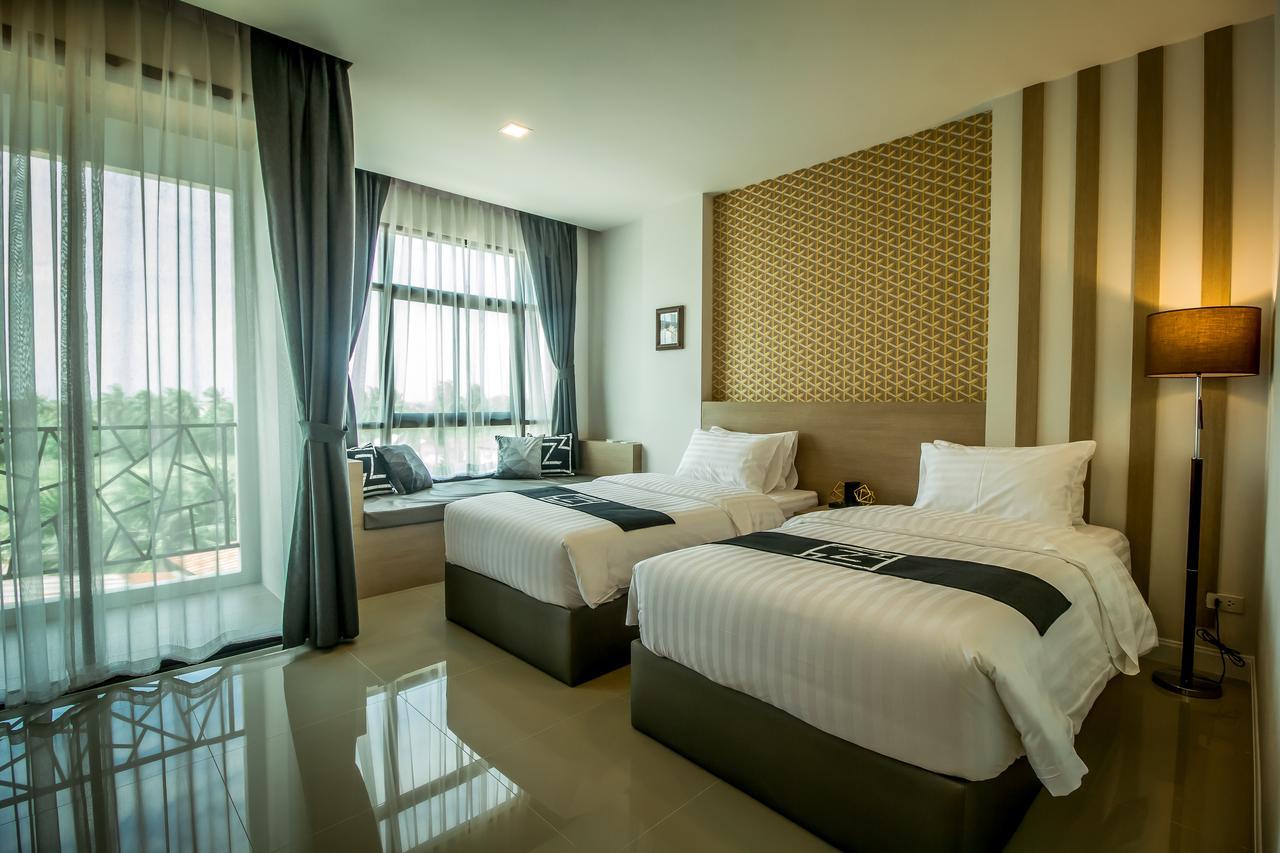 Triple Z Hotel Хуа Хин Екстериор снимка