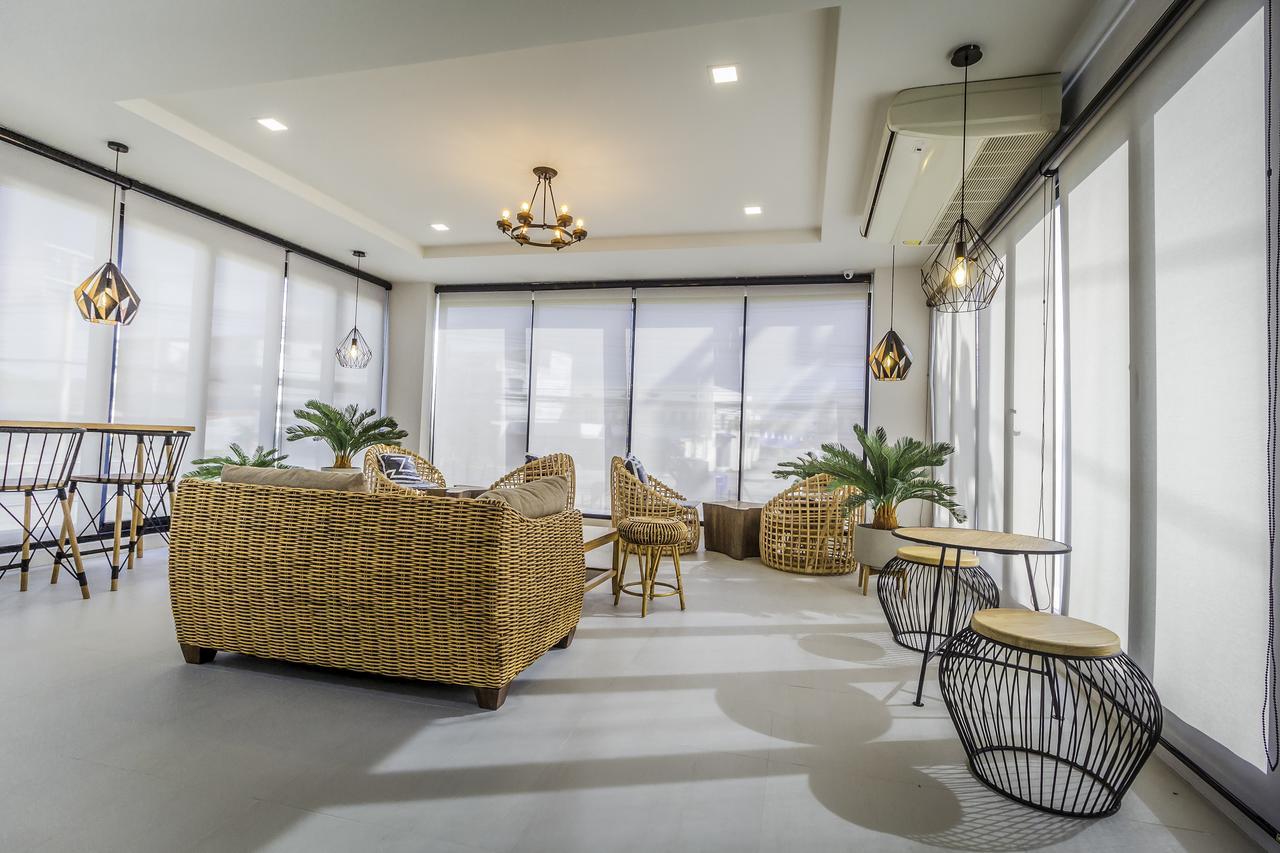 Triple Z Hotel Хуа Хин Екстериор снимка